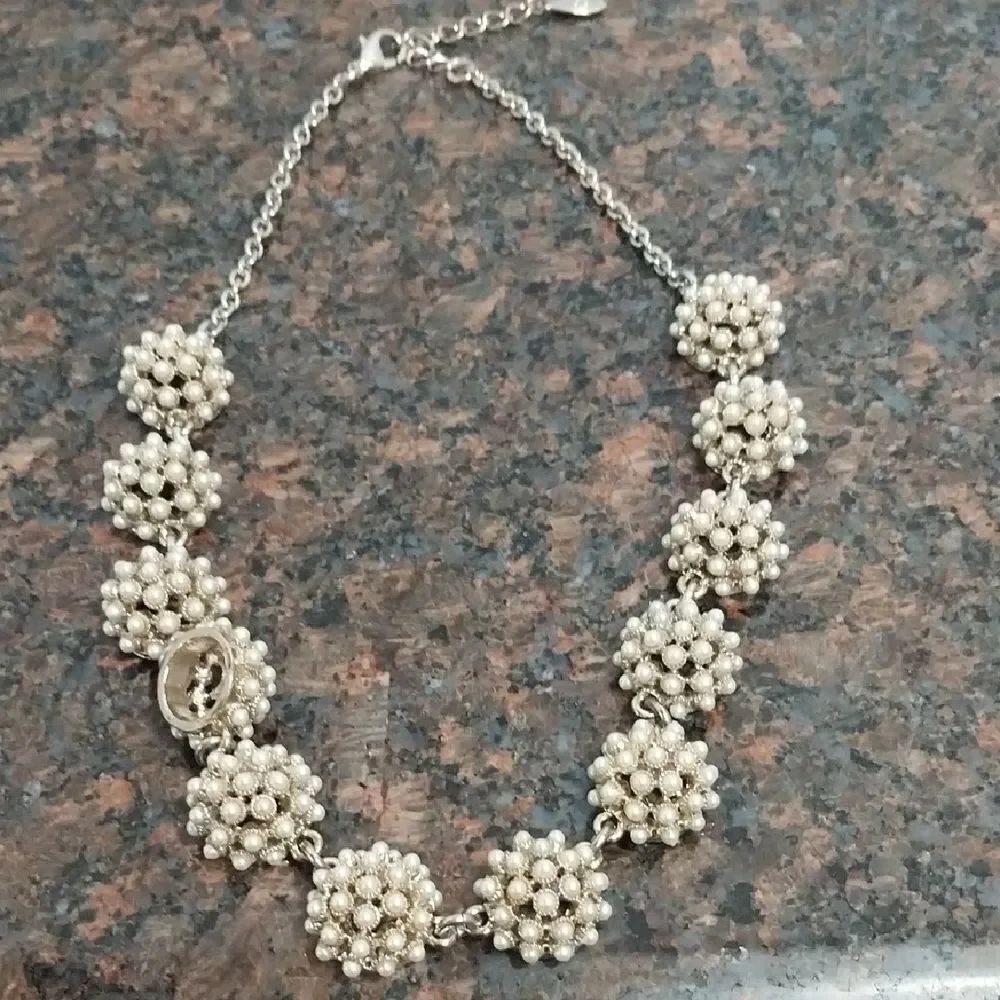 Ann Taylor Cluster Necklace With FAUX Pearls...EUC